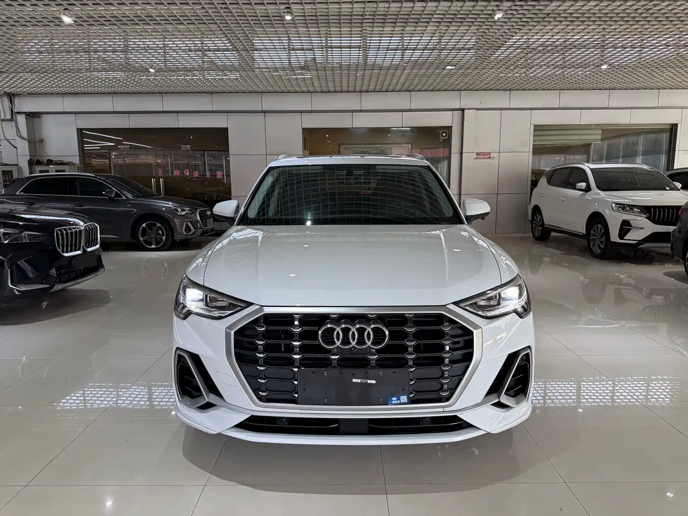 Audi Q3 2022 35 TFSI Fashion Dynamic фото 2