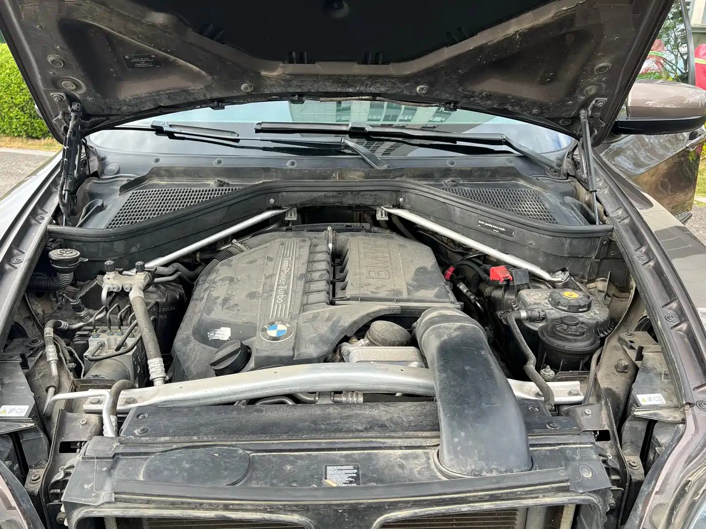 BMW X5 (Import) 2011 xDrive35i Leading Edition фото 8