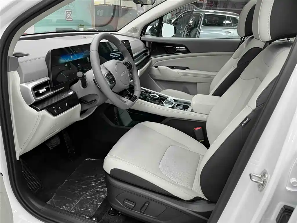 Kia Sportage 2025 Model 1.5T 2WD Premium Smart Edition фото 11