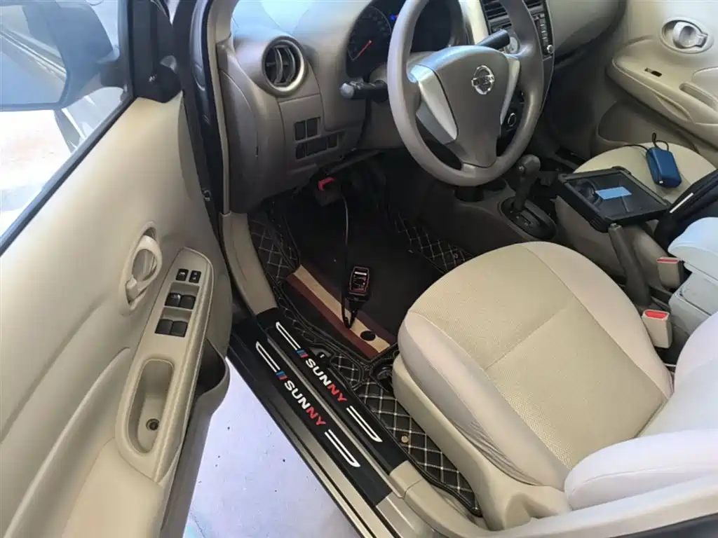 Nissan Sunny 2016 2015 1.5XE CVT Comfort