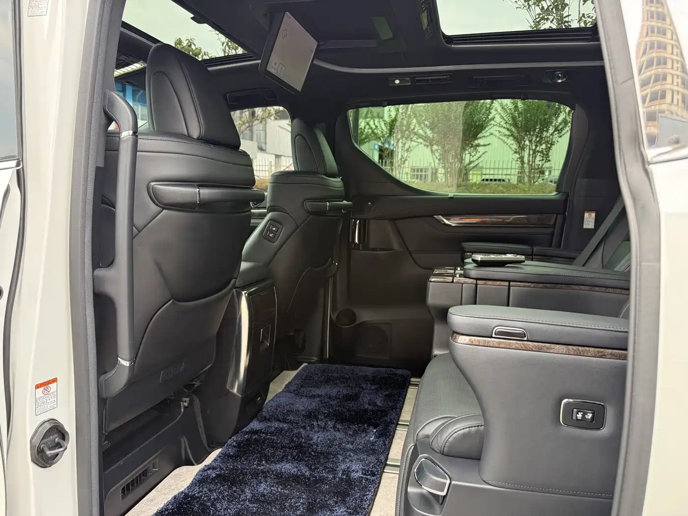 Toyota Vellfire 2020 2020 Twin Engine 2.5L HV Premium Edition