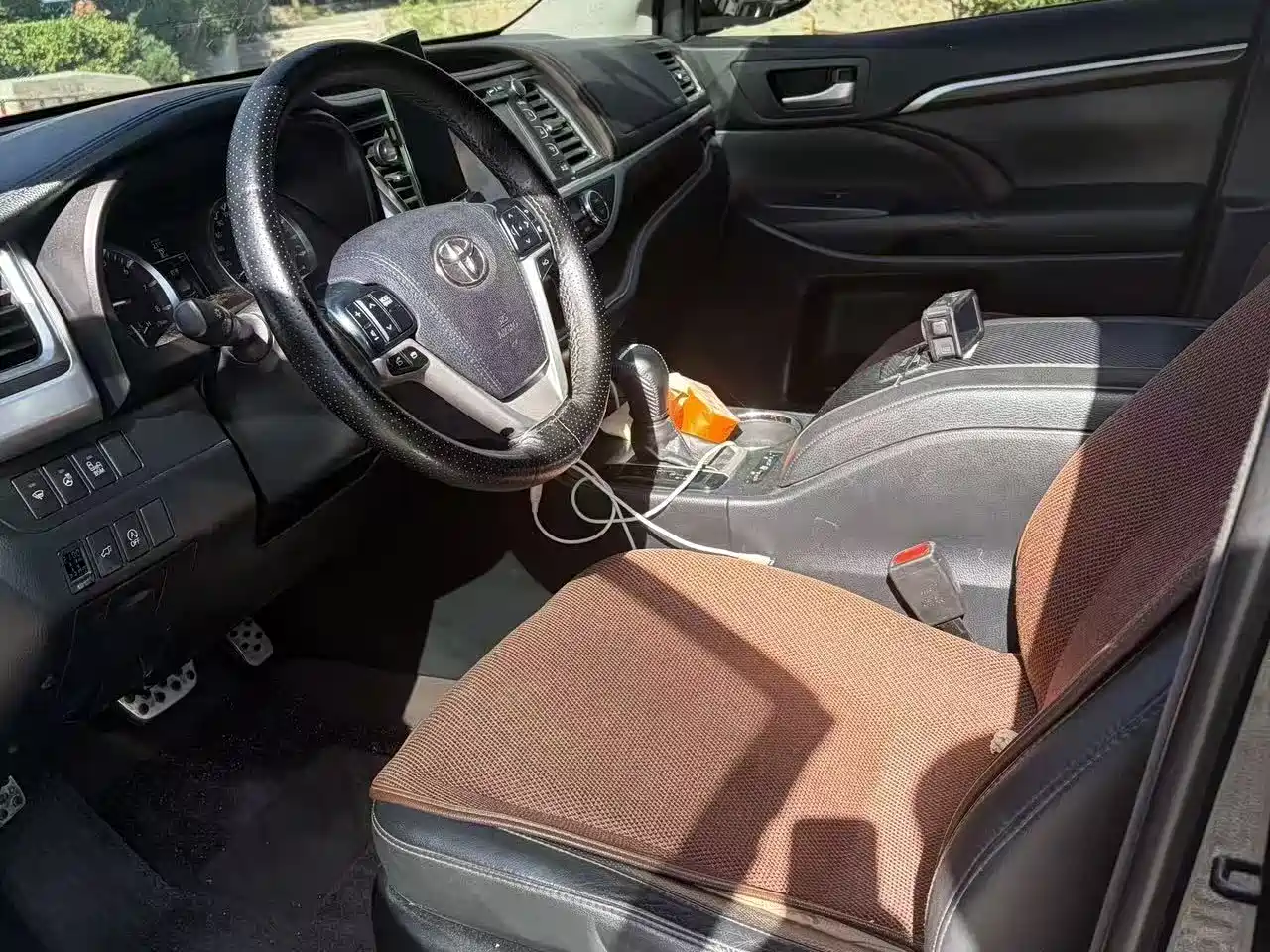 Toyota Highlander 2015 2.0T AWD Ultimate Edition 7-seater фото 4