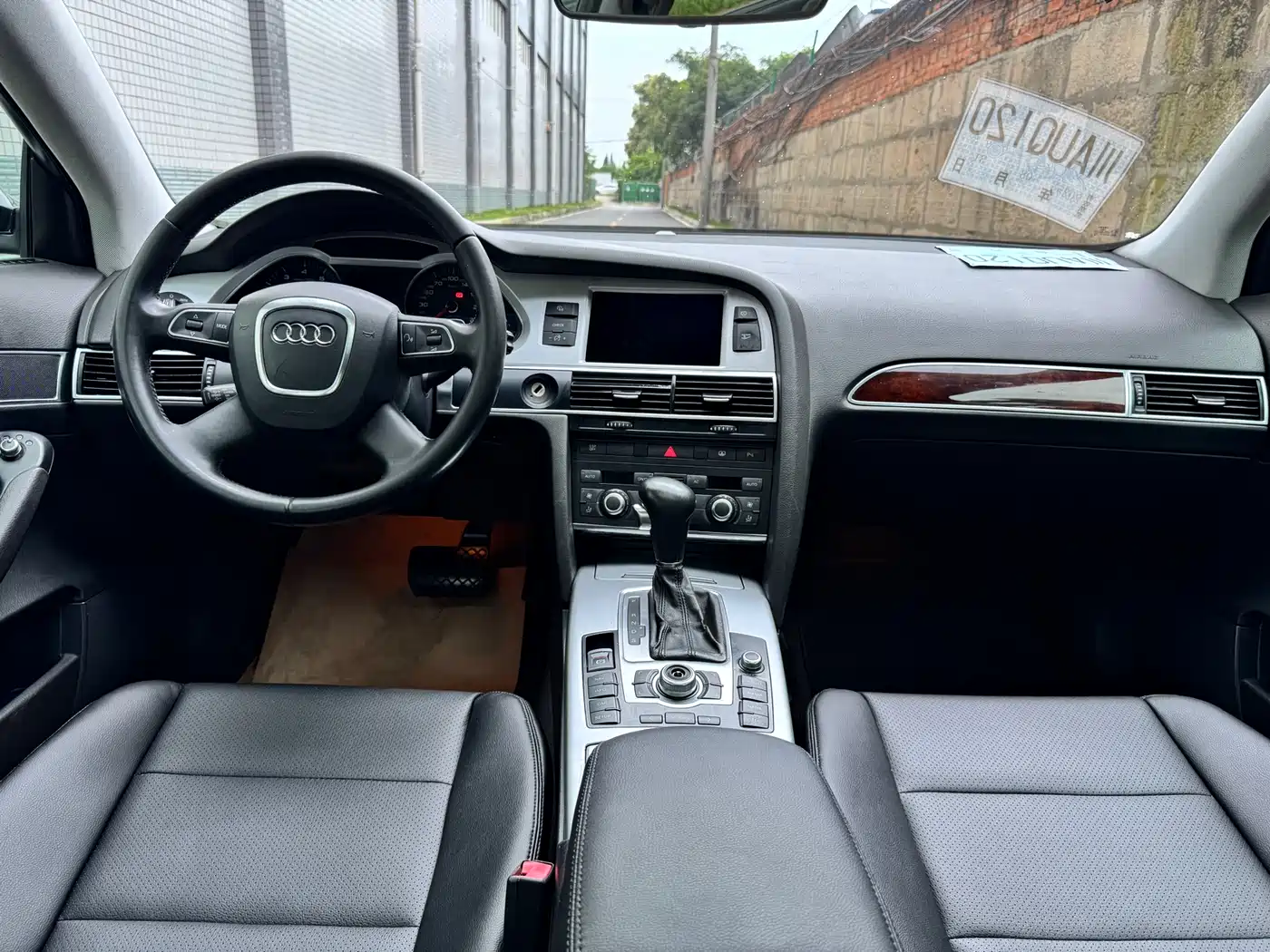 Audi A6L 2011 Model 2.0 TFSI Auto Standard фото 9