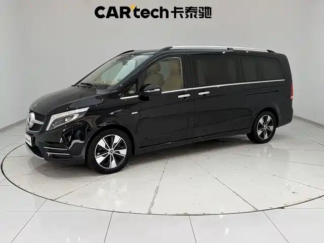 Mercedes-Benz V V 260 L, Длинная база, Люкс