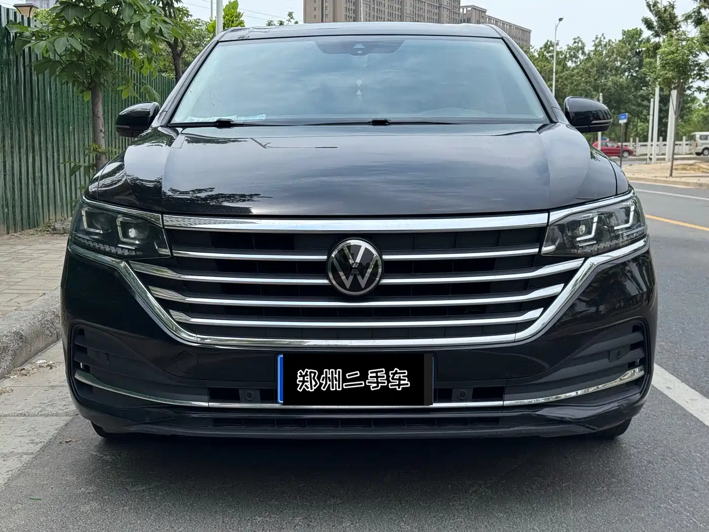 Volkswagen Viloran 2022 380TSI Premium Edition фото 2