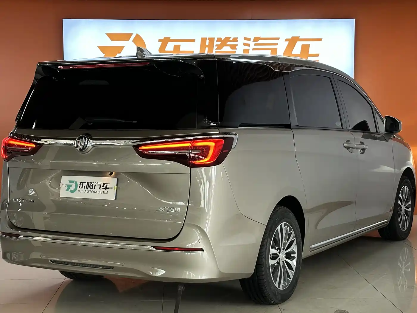 Buick GL8 2023 ES Landmaster Comfort фото 6