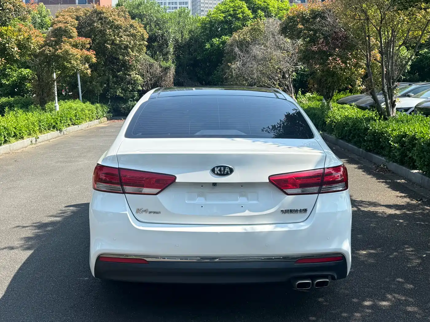 KIA K4