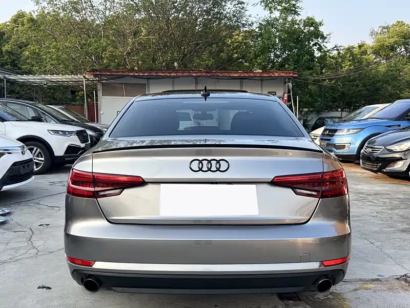 Audi A4L 2017 40 TFSI Progressive фото 16