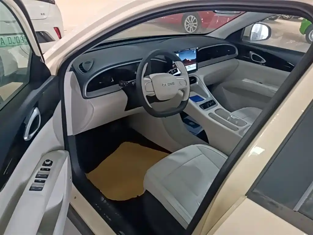 Geely Galaxy Starry Wish 2026 Edition 310km Youth Version фото 16