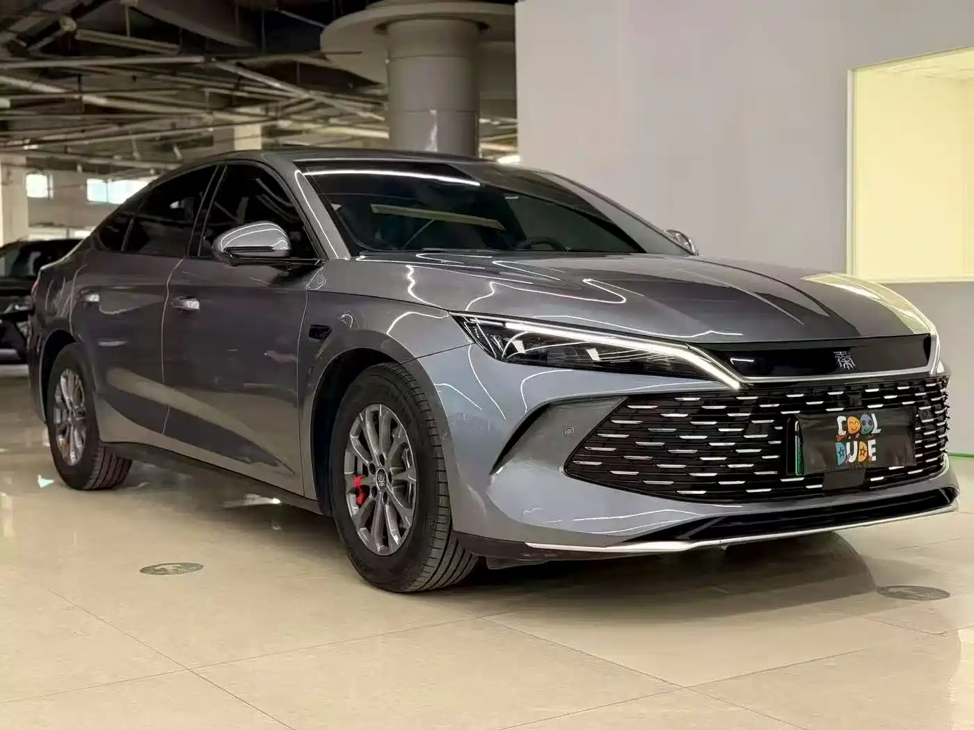 BYD Qin L 2025 DM-i Smart Drive 80KM Premium фото 3