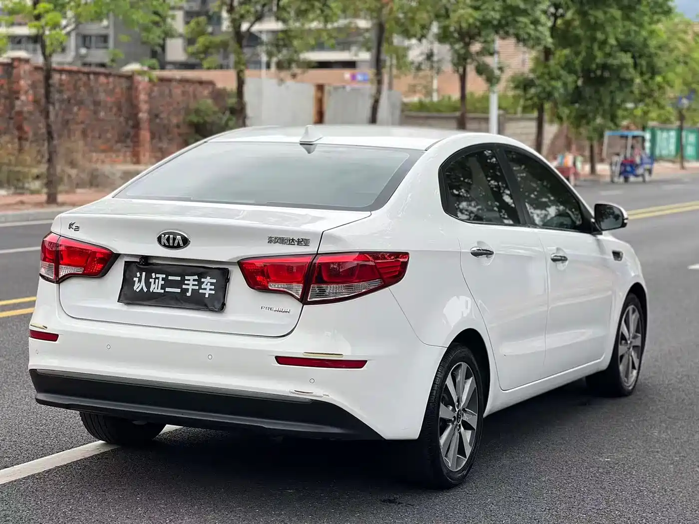 Kia K2 2015 Sedan 1.6L AT Premium фото 4