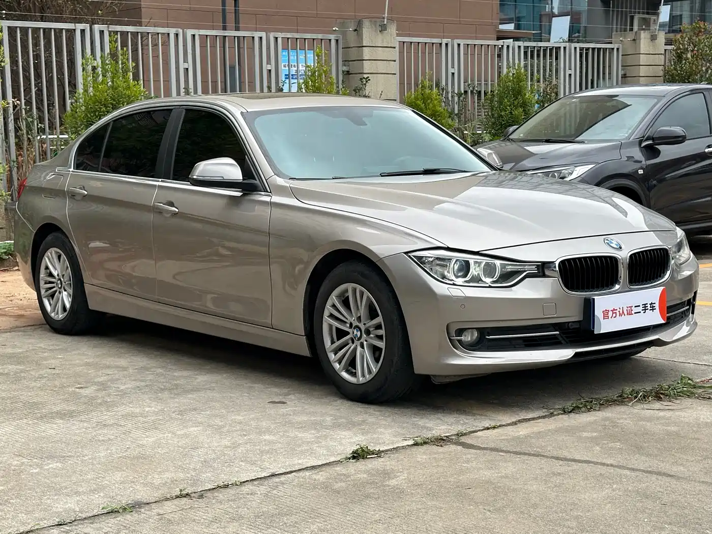 BMW 3 Series 2015 316Li Fashion фото 3