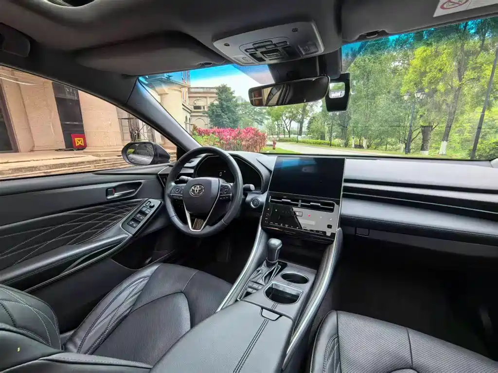 Toyota Avalon 2022 2.5L Touring Premium Edition фото 14