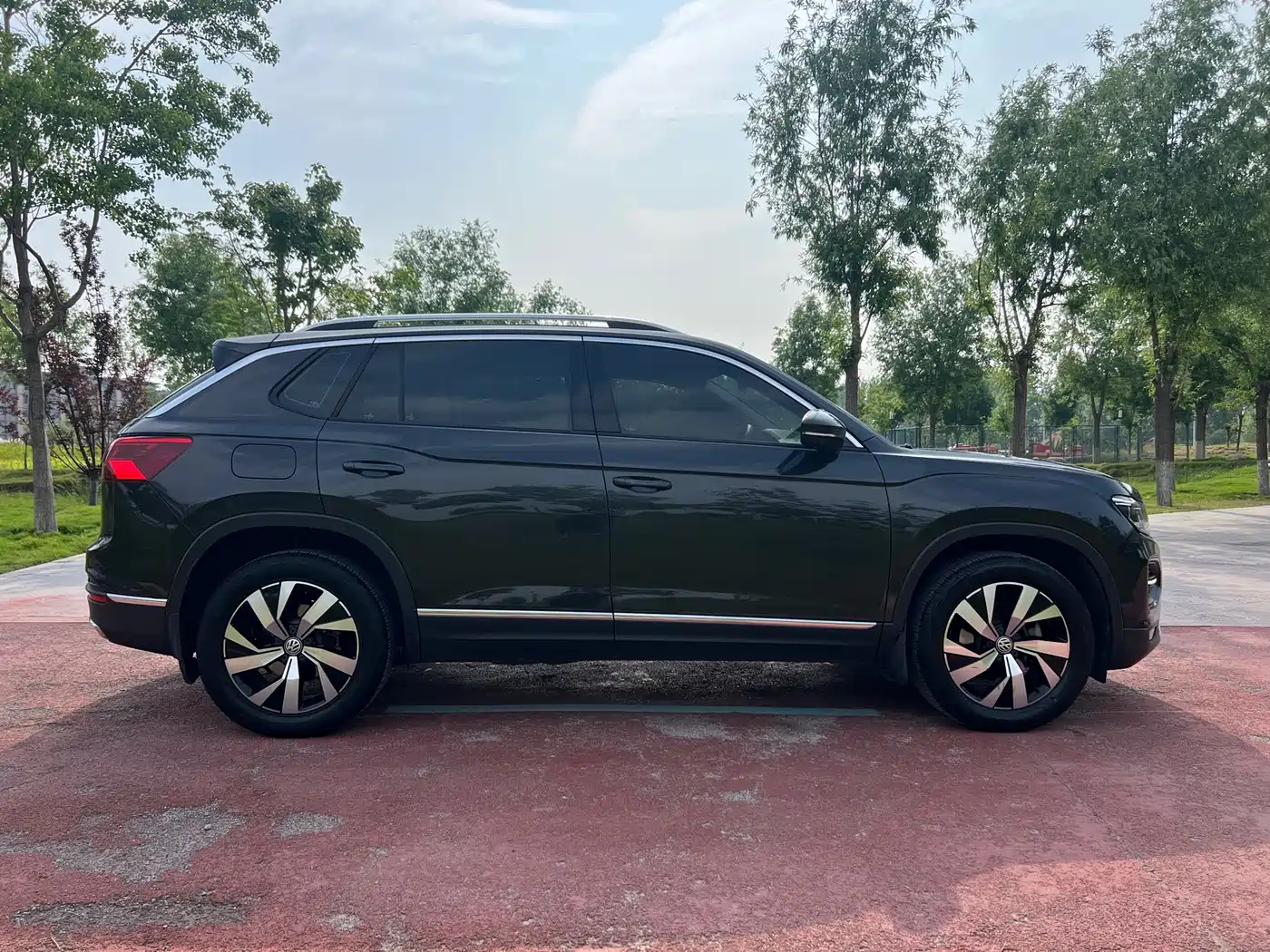 Volkswagen Tayron 2019 Expedition 280TSI 2WD Luxury (China VI) фото 4