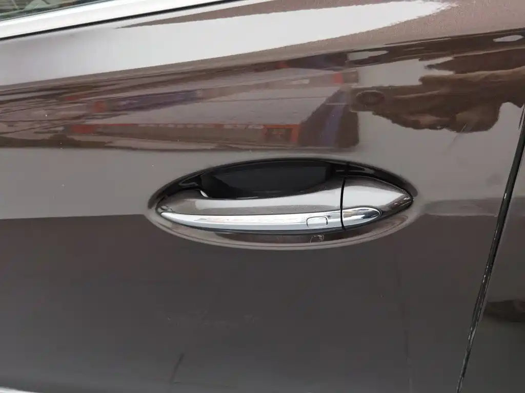 Фото 18 - Buick LaCrosse