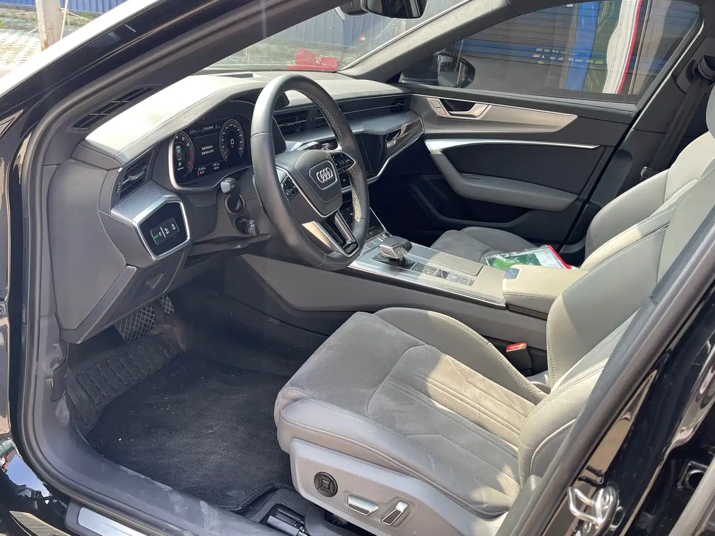 Audi A6L 2023 40 TFSI Luxury Dynamic фото 7