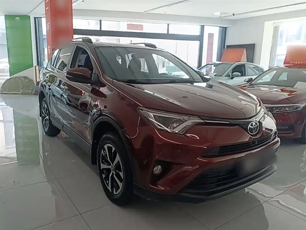 Toyota RAV4 Rongfang 2016 2.0L CVT 2WD Trend (China V) фото 4