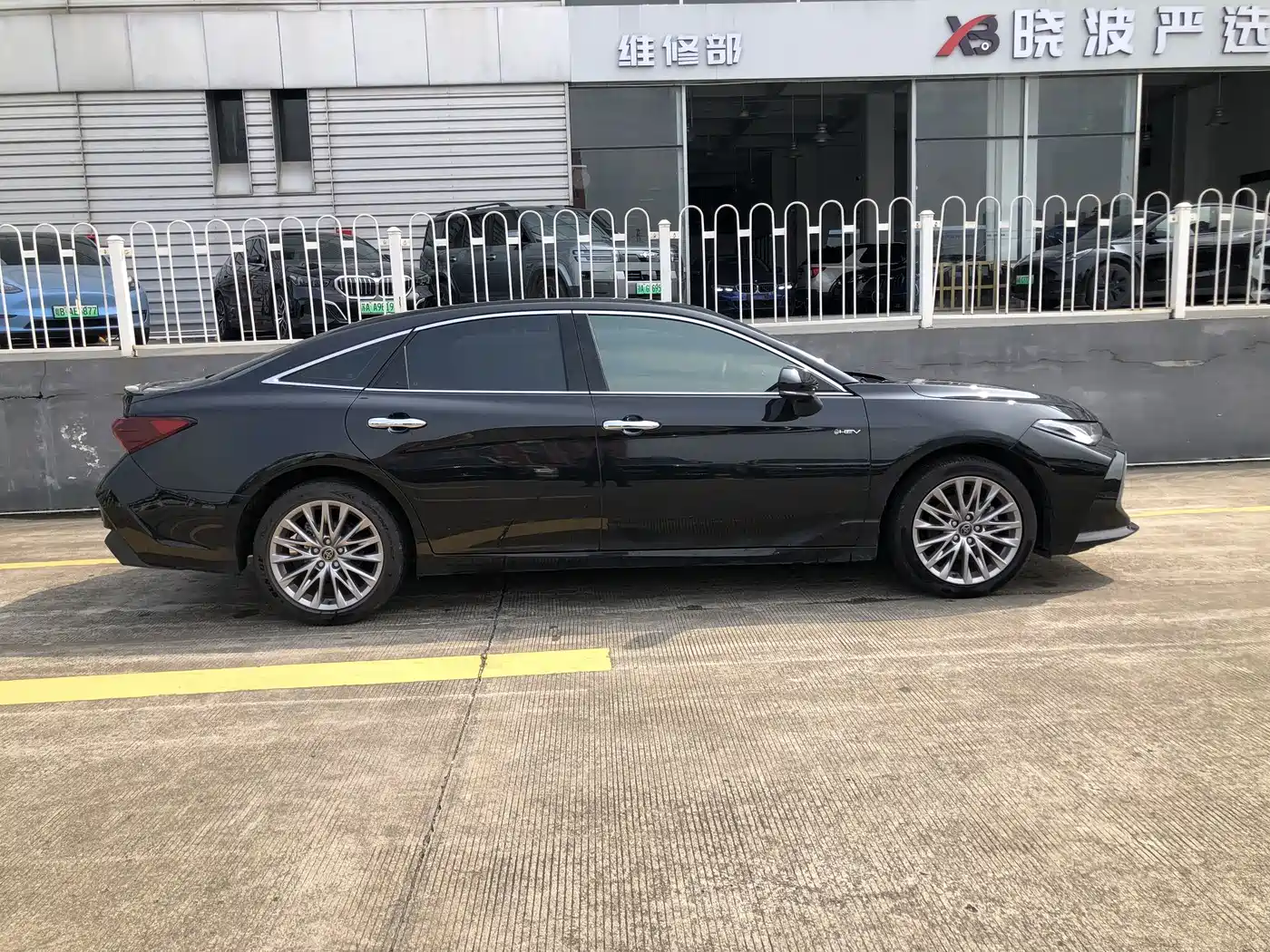 Toyota Avalon 2025 2024 Model Hybrid 2.5L XLE Prestige Edition