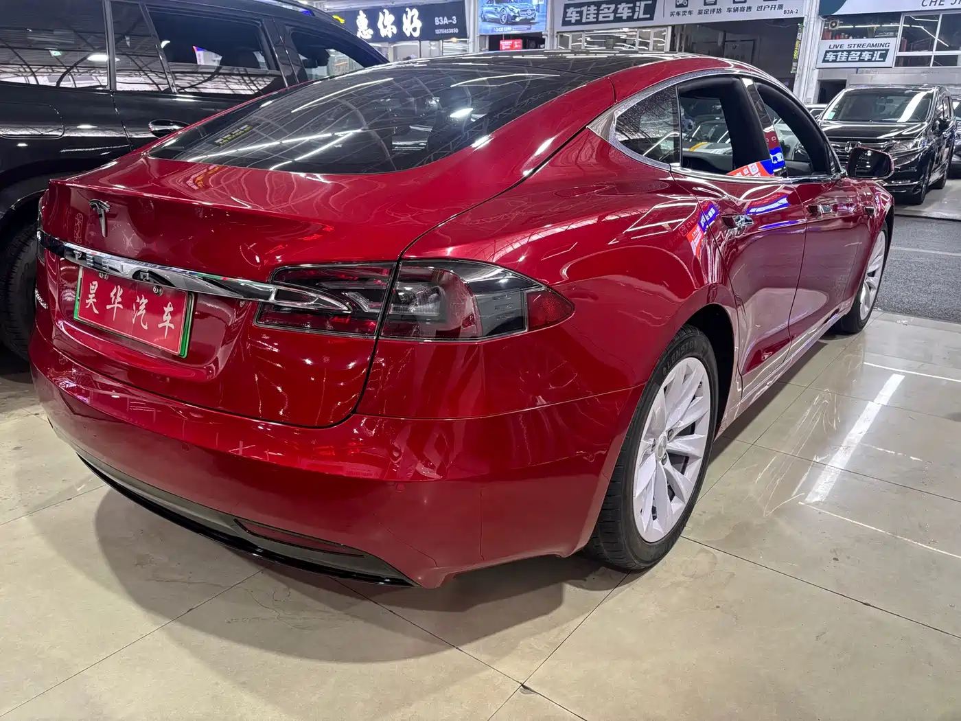 Tesla Model S 2019 2017 Model S 75D Standard Range