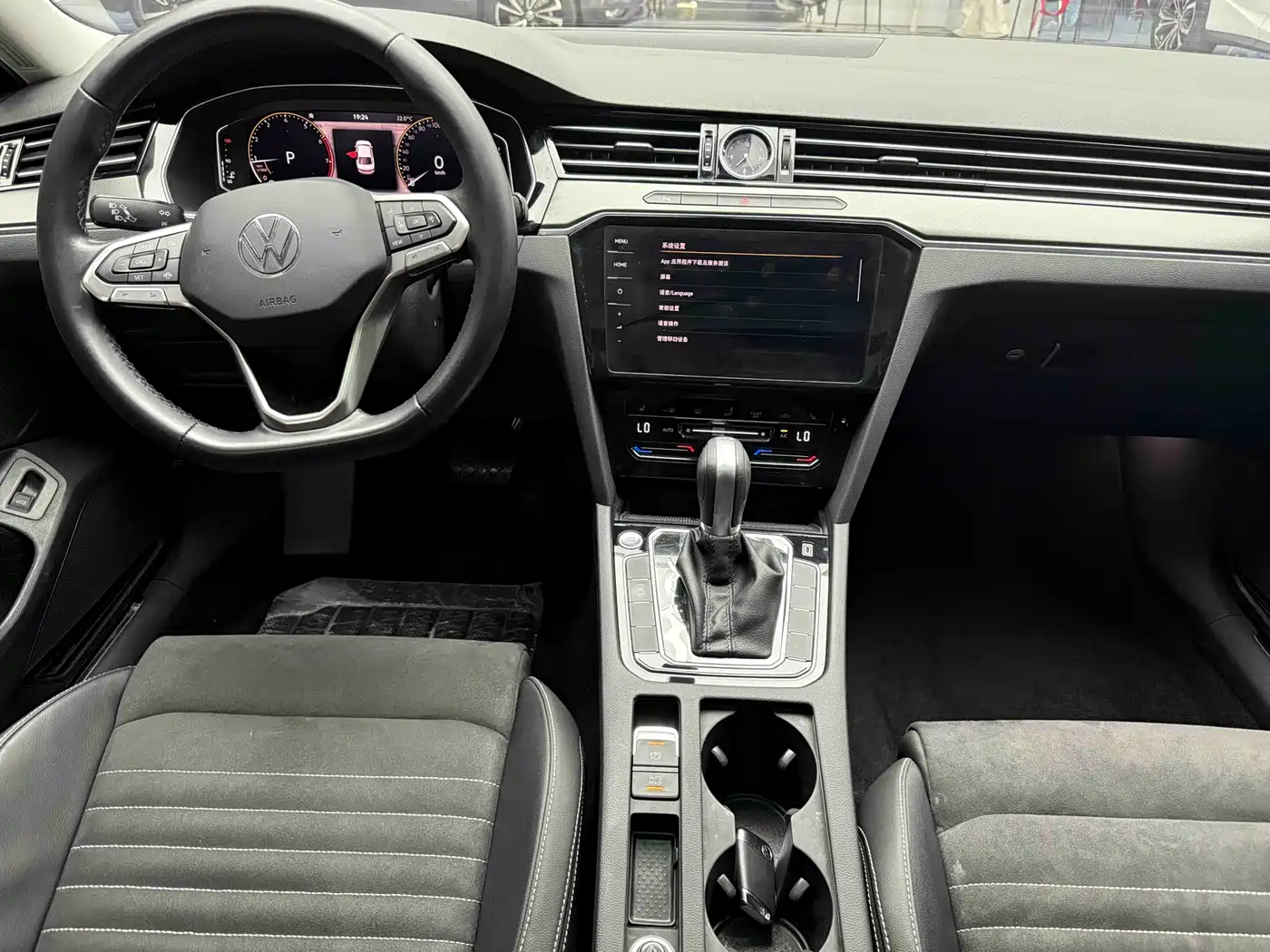 Volkswagen Magotan 2020 330TSI DSG Luxury фото 25