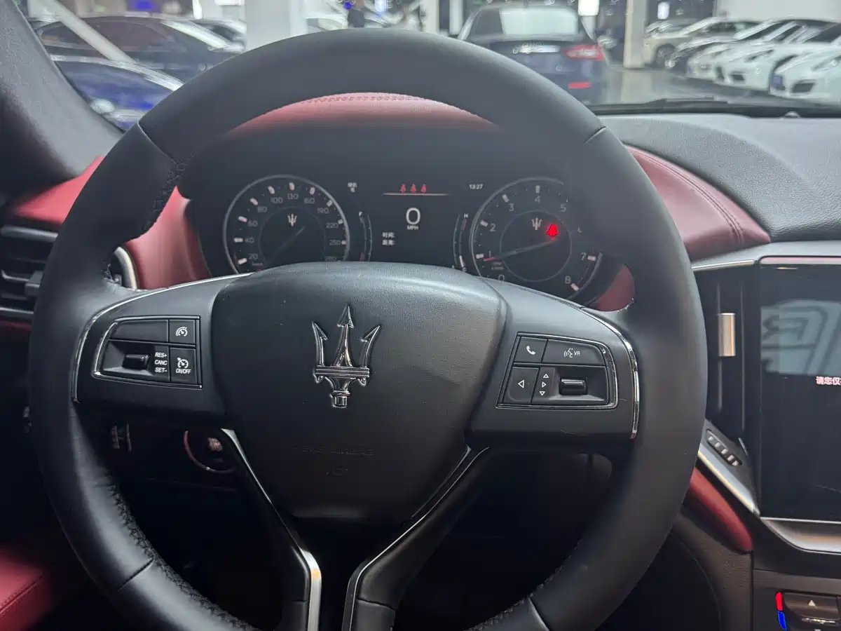 Maserati Ghibli 2021 2.0T Edge Edition фото 7