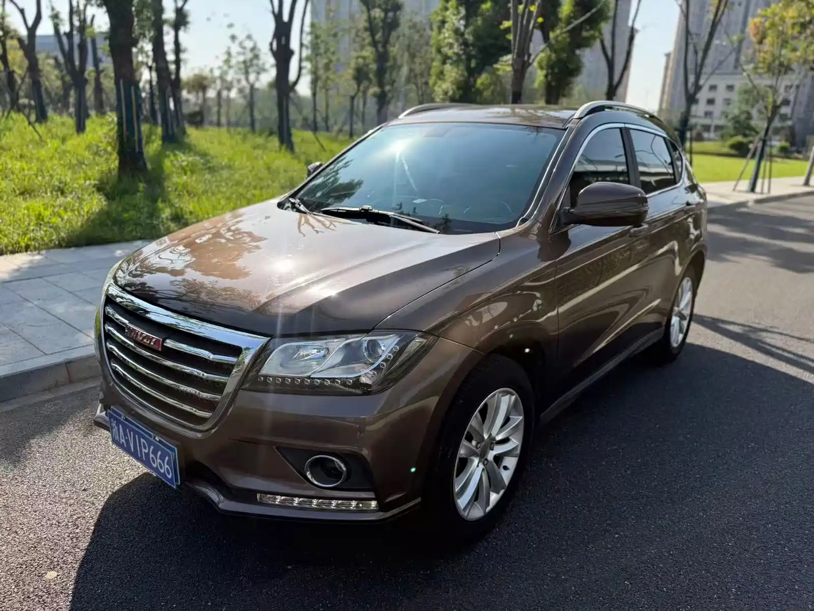 Фото 1 - Haval H2