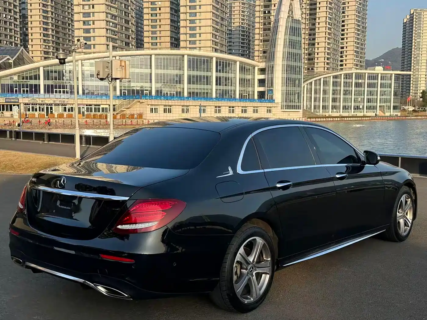 Mercedes-Benz E-Class 2018 E 200 L Sport фото 7
