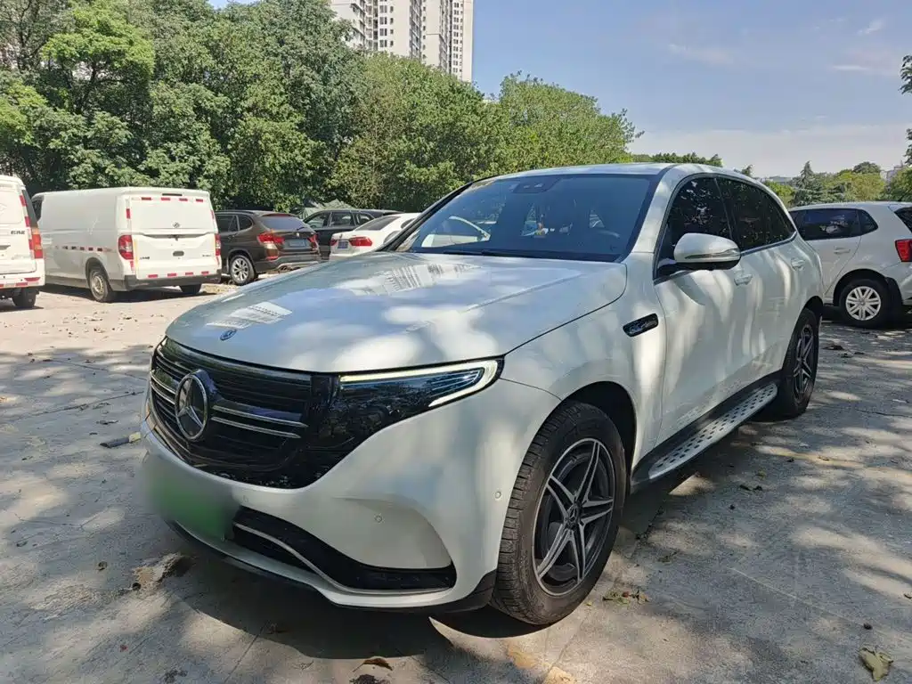 Mercedes-Benz EQC 2020
