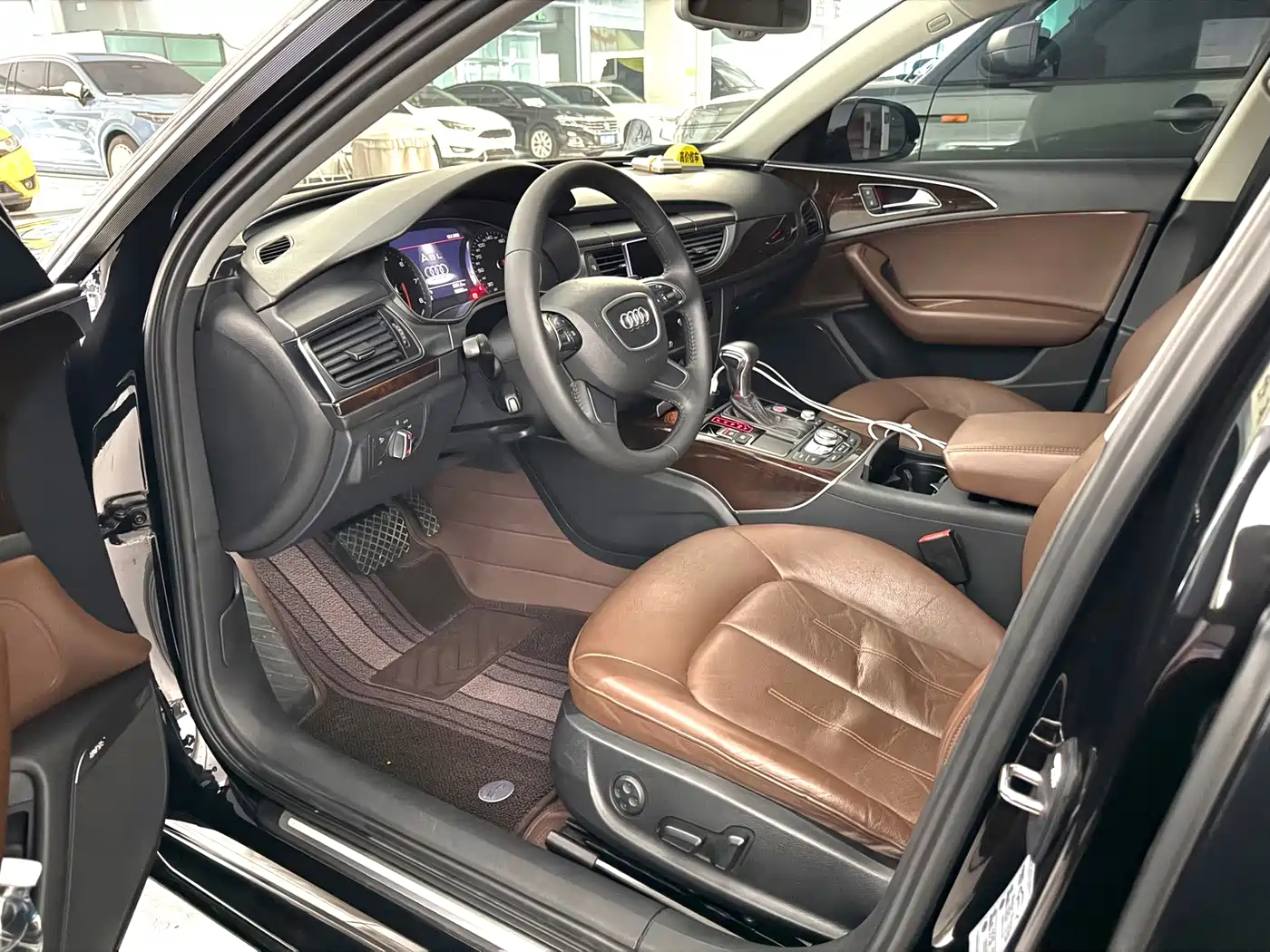 Audi A6L 2014 30 FSI Luxury фото 4