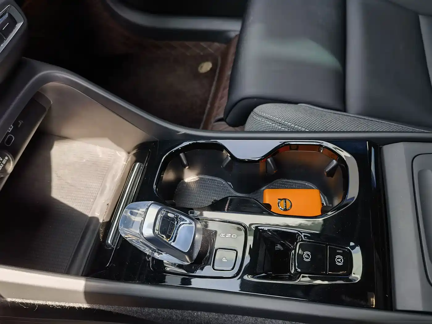 Volvo XC40 2024 2024 B3 Smart Elite Luxury Edition