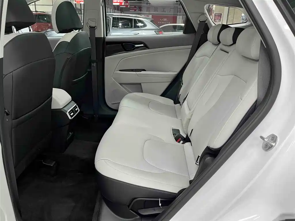 Kia Sportage 2025 Model 1.5T 2WD Premium Smart Edition фото 14