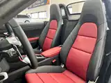 Photo 14 - Porsche 718