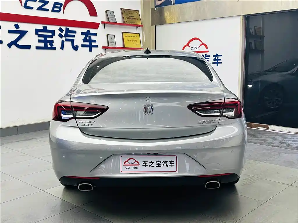 BUICK REGAL