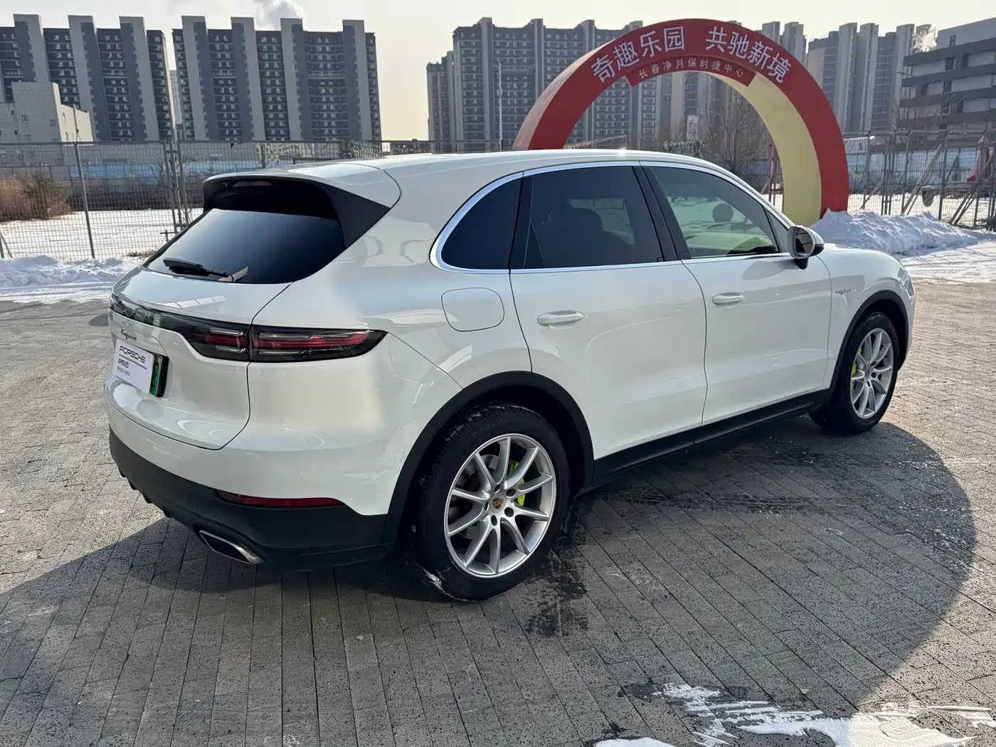 Porsche Cayenne New Energy 2021 Cayenne E-Hybrid 2.0T фото 11