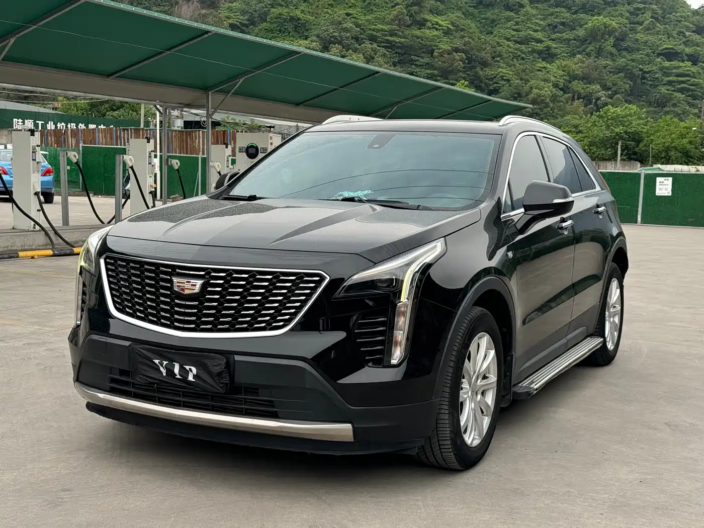 Cadillac XT4 2021 28T FWD Premium Edition