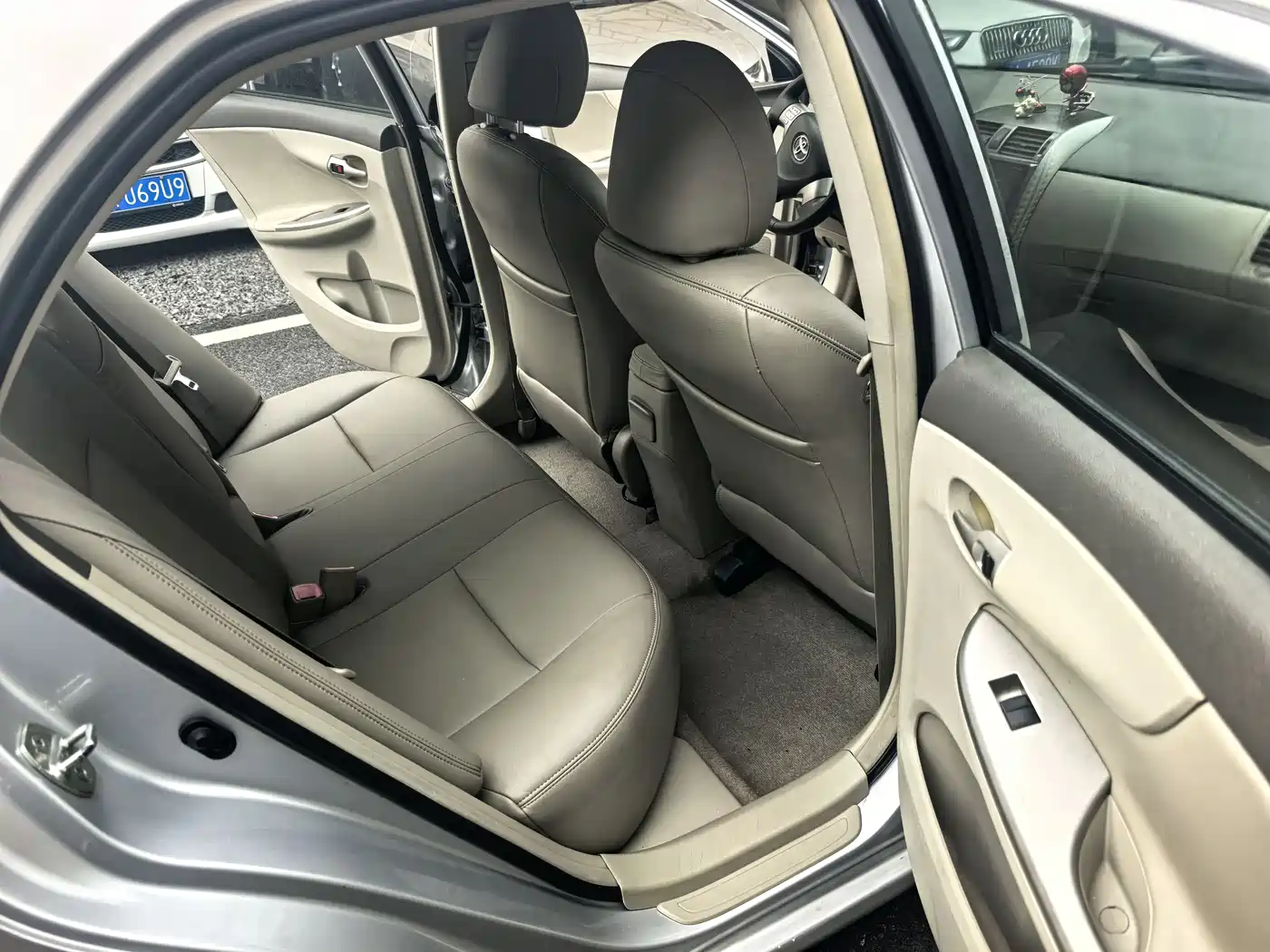 Toyota Corolla 2009 1.8L Automatic GLX-i Special Anniversary Edition фото 11