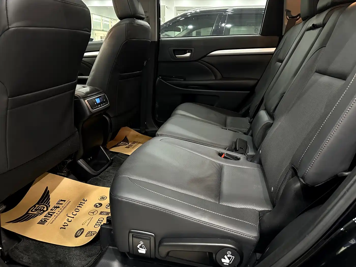 Toyota Highlander 2018 2.0T 4WD Premium 7-seater China VI фото 10