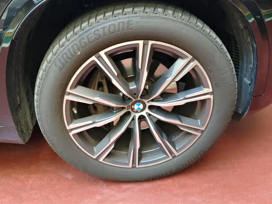 BMW X5 (Import) 2021 xDrive40i M Sport Package фото 6