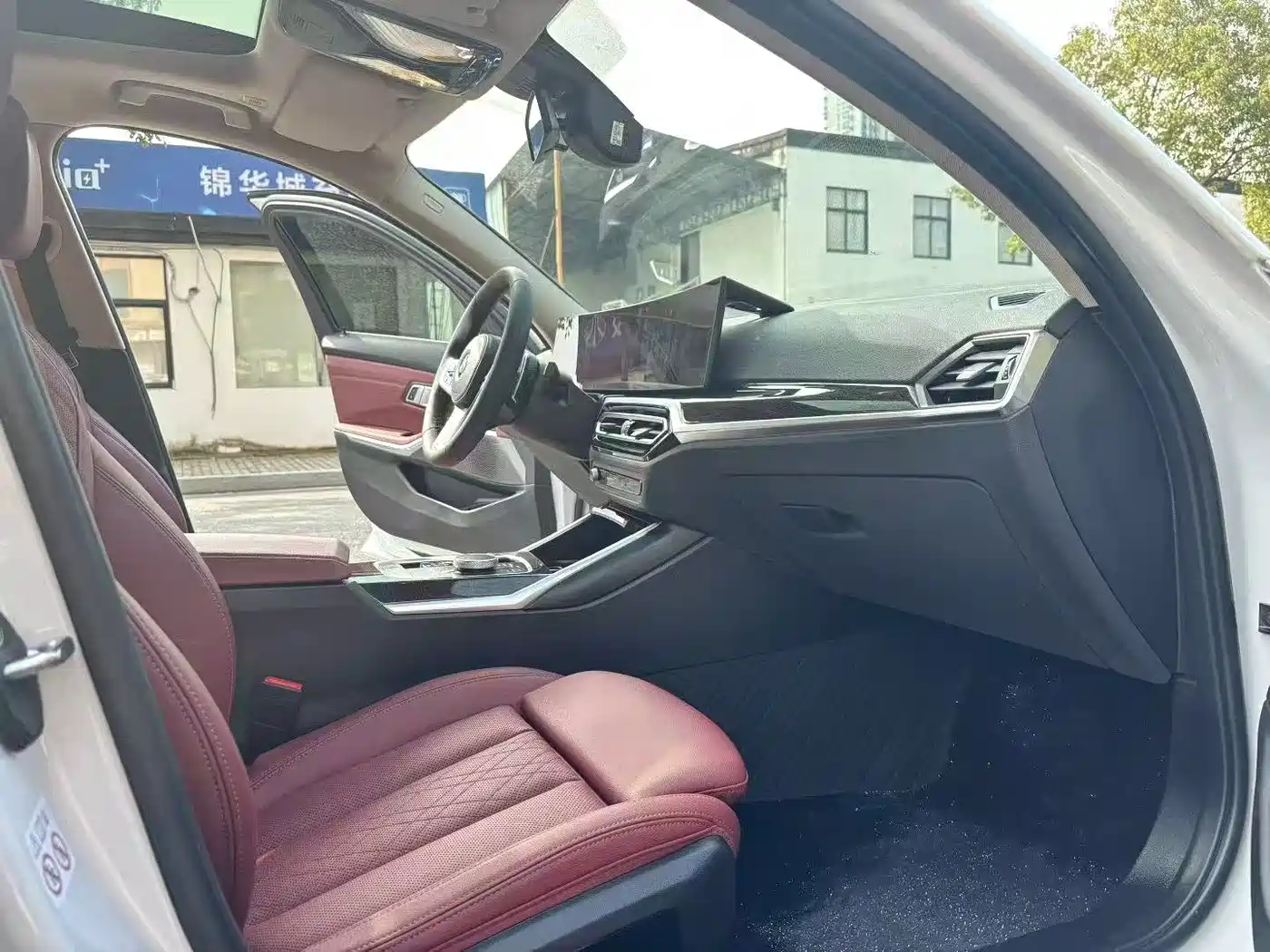 BMW 3 Series 2023 325Li M Sport Package фото 4