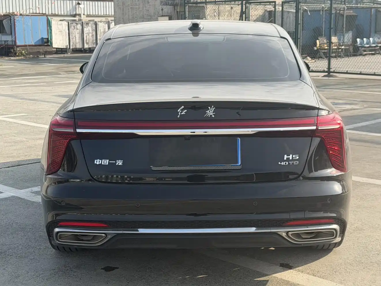 Hongqi H5 2024 1.5T DCT Smart Connect Flag Rhythm Edition фото 5