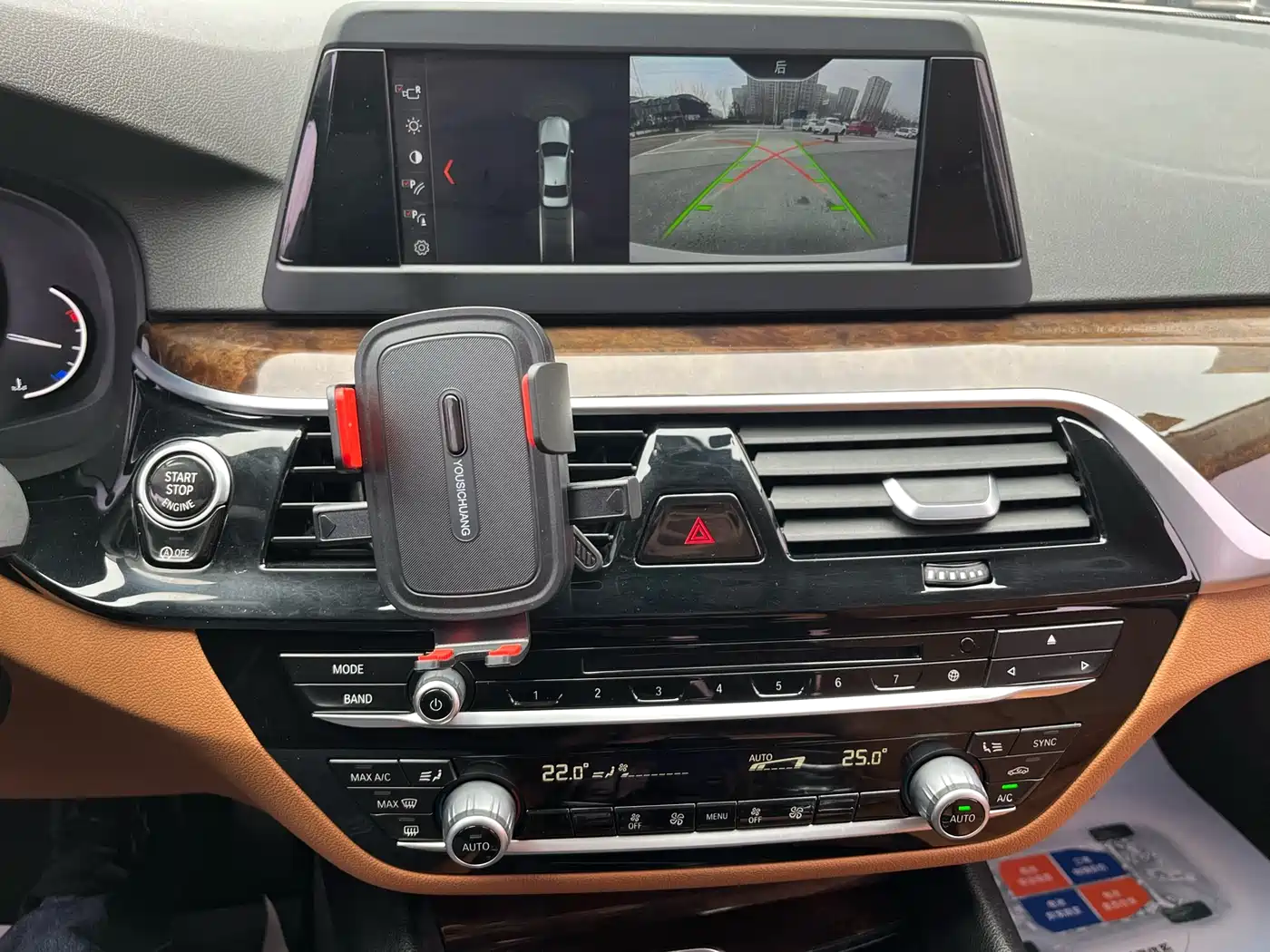 BMW 5 Series 2018 528Li Launch Special Edition фото 12