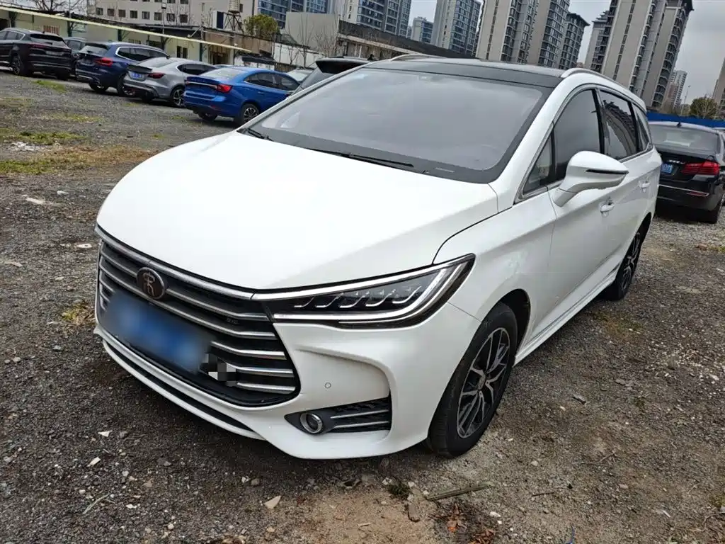 BYD Song MAX 2017 1.5T Auto Smart Connect Premium 7-seater