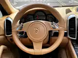 صورة 11 - Porsche Cayenne