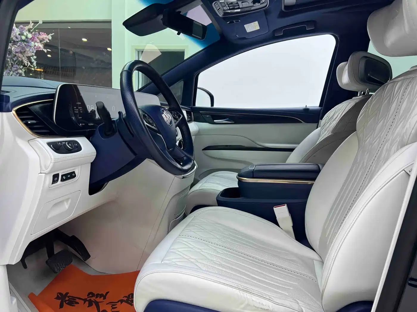 Buick GL8 2020 Avenir Four-Seat Prestige Edition фото 4