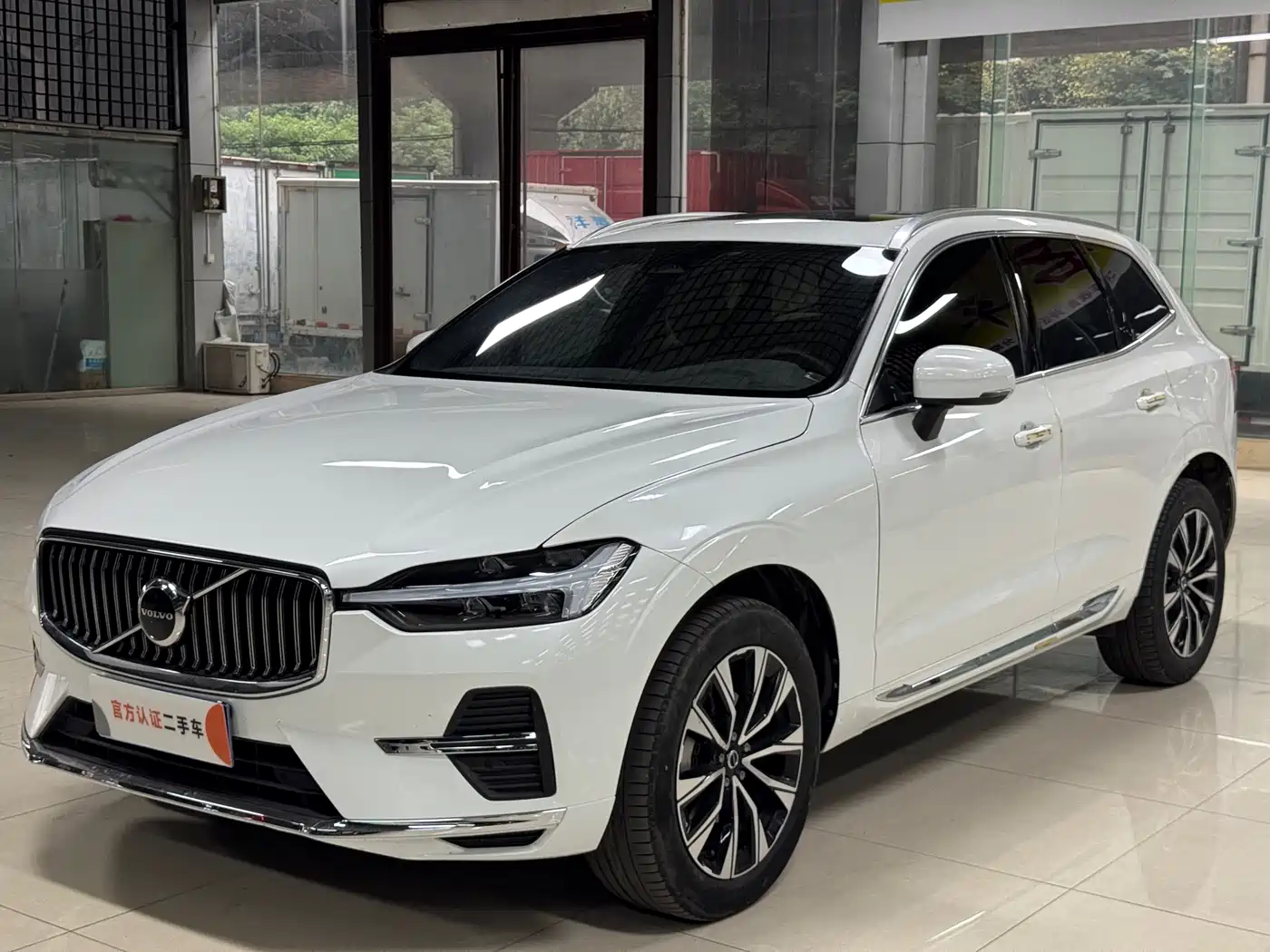 Volvo XC60 2024 B5 AWD Zhiyuan Luxury Edition