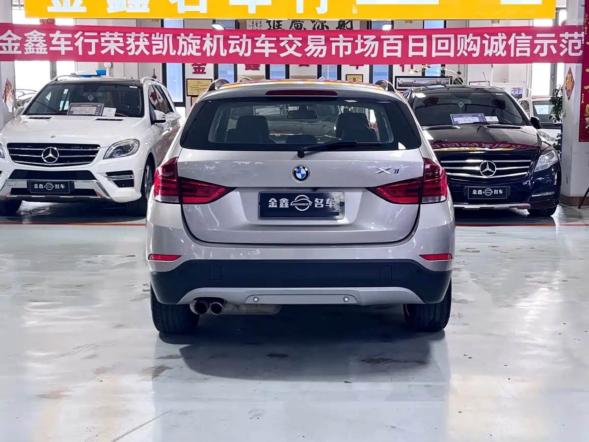 BMW X1 2014 sDrive18i Fashion Edition фото 6