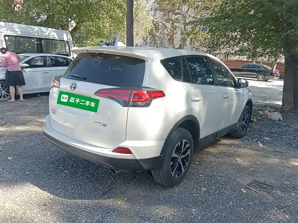 Toyota RAV4 Rongfang 2019 2.0L CVT 2WD Pioneer Edition China VI фото 12