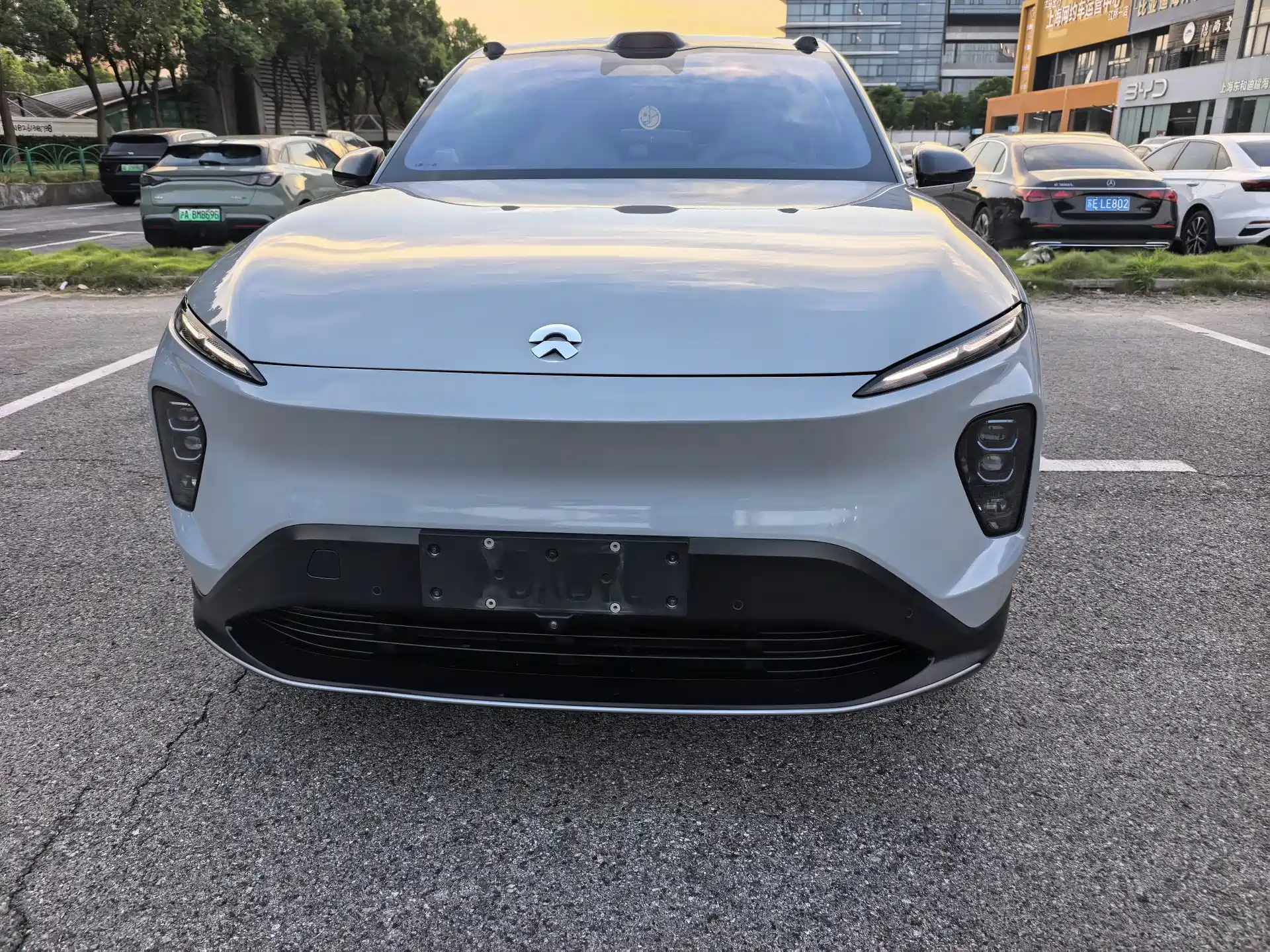Фото 2 - NIO EC7