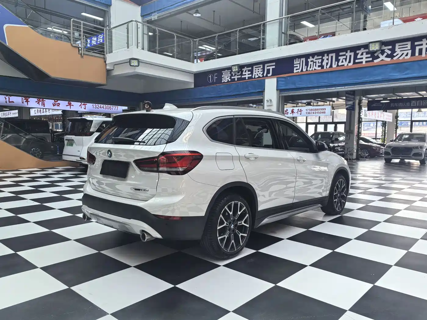 BMW X1 2022 Facelift xDrive25Li Premium Edition фото 6