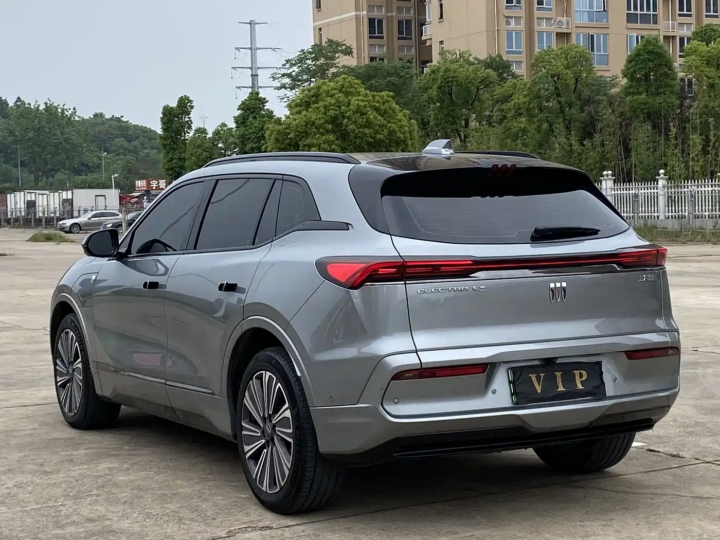 Buick E5 2023 Premium Standard Range Edition фото 16